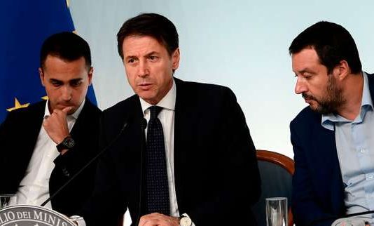 L’agency Moody’s dégrade note l’Italy and the government’s dégure