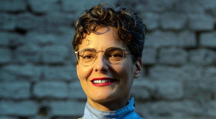 Men in age only really sexy. Women, don’t you?