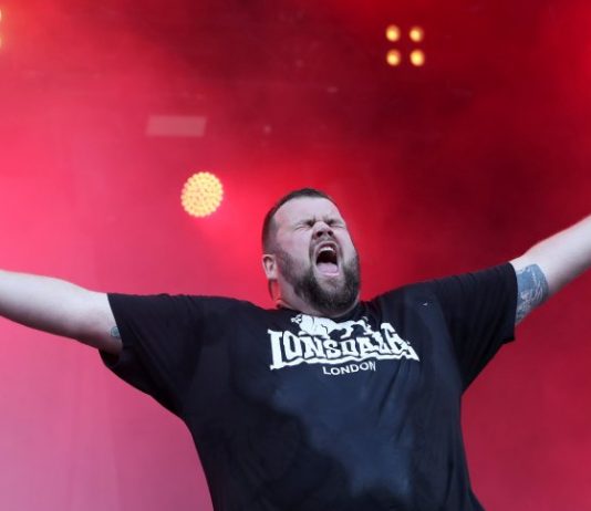 Past appearance: Fine cream fish fillet on a terminate Alternative concert