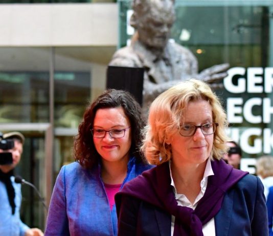 People’s party without the people: The debacle has made the SPD alone