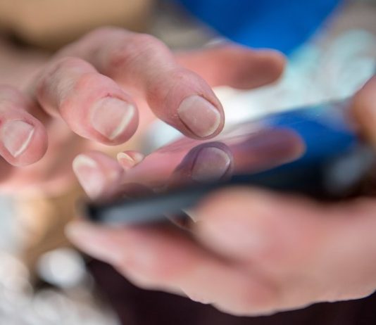 Sascha Lobos Podcast: Challenging eye-opening experience in the network