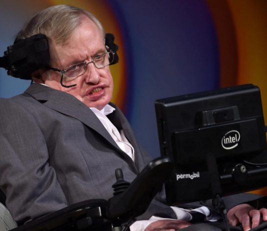 Stephen Hawking’s warning against Trump