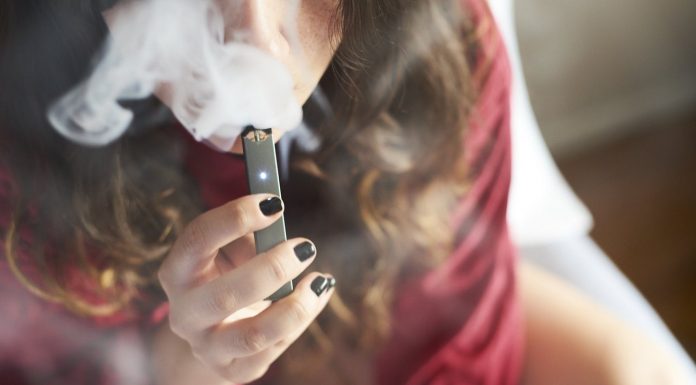 E-cigarettes: Is Juulen the new Smoking?