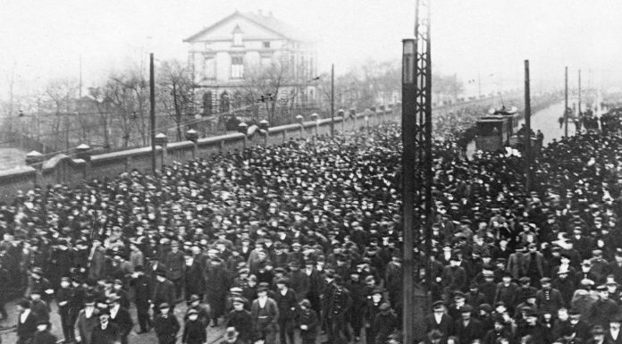Labor movement: the uprising in the area