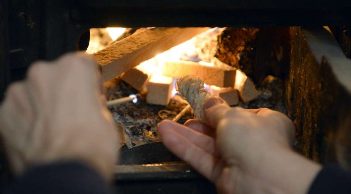 Man dies, as he was lighting the oven and nobody has noticed it