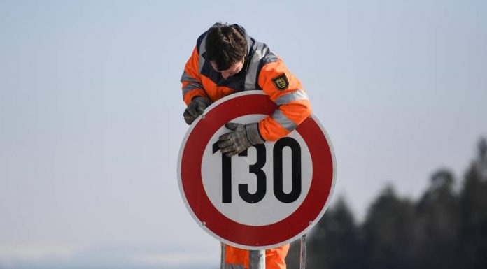 Useless Sneak, or the victory of reason? That would put a speed limit in Germany