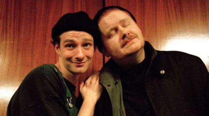 The whole Band dies in accident: “The world lay at your feet”