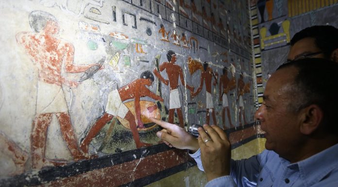 Archaeology: Reliefs in more than 4,000 year old burial chamber discovered