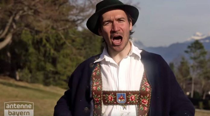 He won or is it just fun? Felix Neureuther and his crazy Naked bet