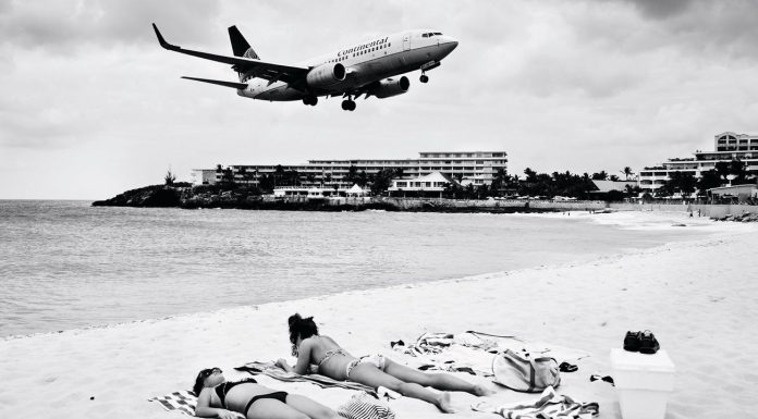 Air travel: a waiver will not save the world