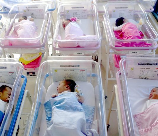 Health: Globally, every seventh newborn is too easy