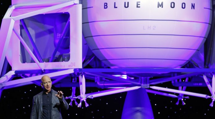 Space travel: Jeff Bezos introduces lunar “Blue Moon”
