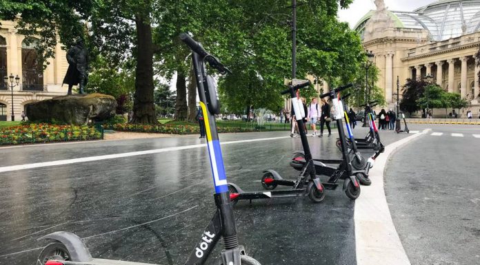 Self-experiment with the E-Scooter through Paris