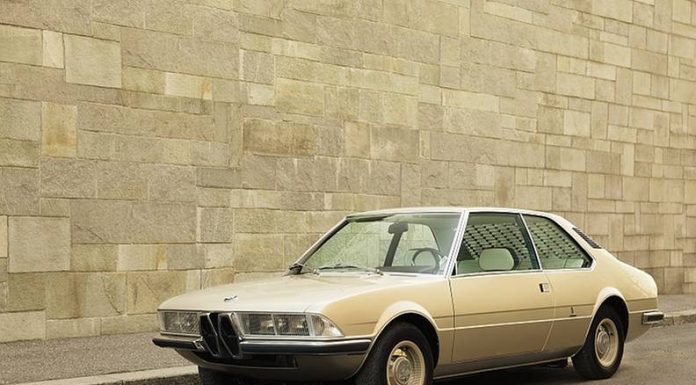 The Concorso d’eleganza Show in the vintage cars and vanities