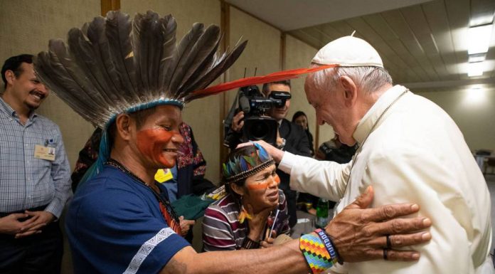 Grandstand | Women and synod