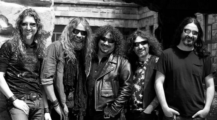 The ‘heavy’ English returns to the scene with a new festival