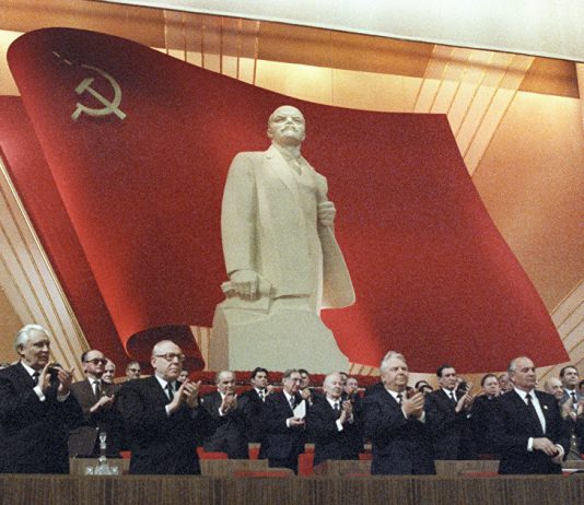 Agoravox (France): who and how lost greatness of the Soviet Union