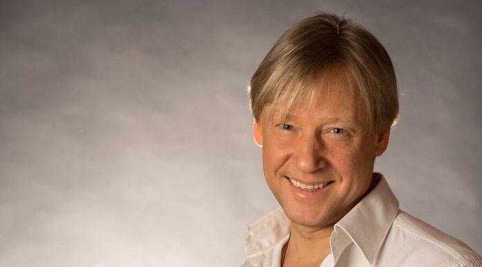 Dmitry Kharatyan will celebrate the 60th anniversary in the Kremlin