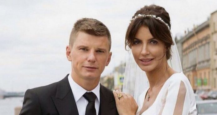 Ex-wife Arshavin with children evicted from his apartment's former mother-in-law