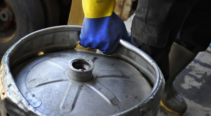 From a restaurant in the centre of Moscow, stole kegs of beer