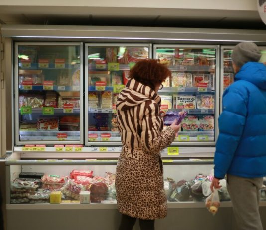 In the state Duma proposed to revise the law "On consumer basket"