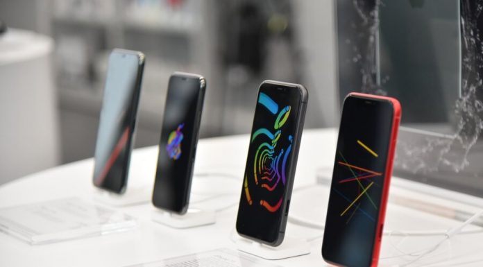 Sales of smartphones in Russia was a record