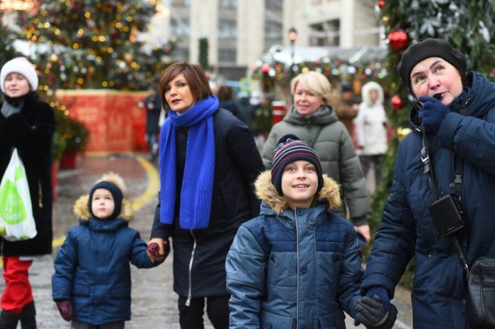 Suburban children's Ombudsman flew to the aid of the family left in Sheremetyevo children