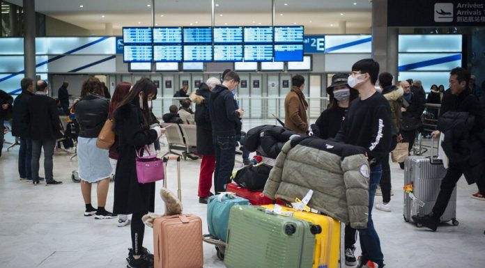 The Chinese will not be able to book tickets abroad until February 9 The Chinese will not be able to book tickets abroad until February 9