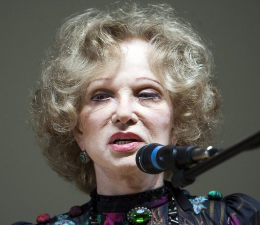 The creators of “House-2” release show with 3D Lyudmila Gurchenko in the lead The creators of "House-2" release show with 3D Lyudmila Gurchenko in the lead