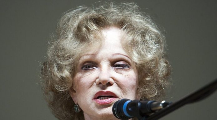 The creators of "House-2" release show with 3D Lyudmila Gurchenko in the lead