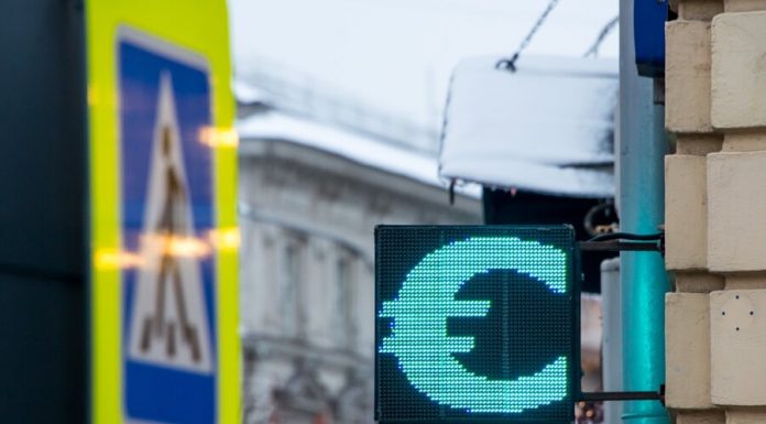 The Euro broke the mark of 70 rubles for the first time since December 16