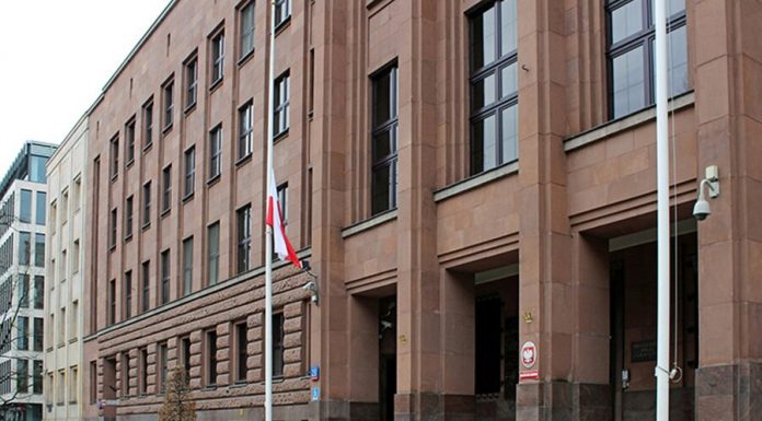 The foreign Ministry of Poland declared unconditional right to war reparations from Russia