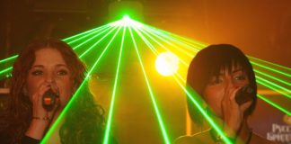 Track of the group "Tatu" have received platinum status in the UK