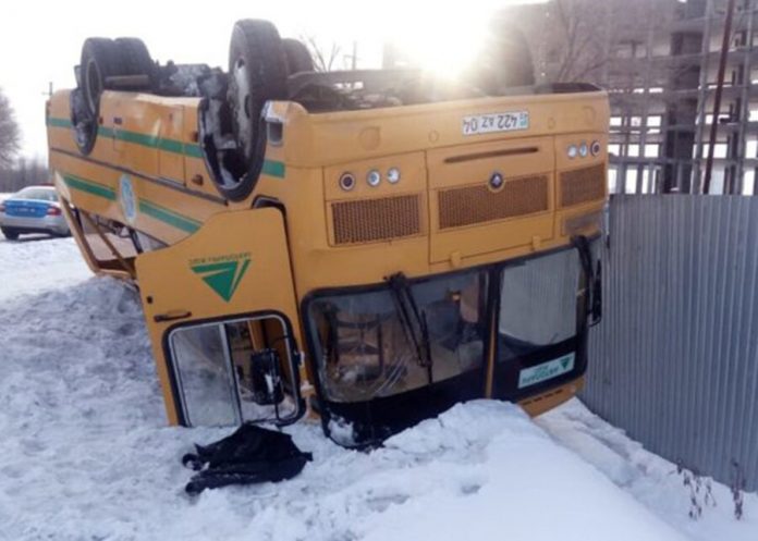 A bus with passengers overturned in Kazakhstan
