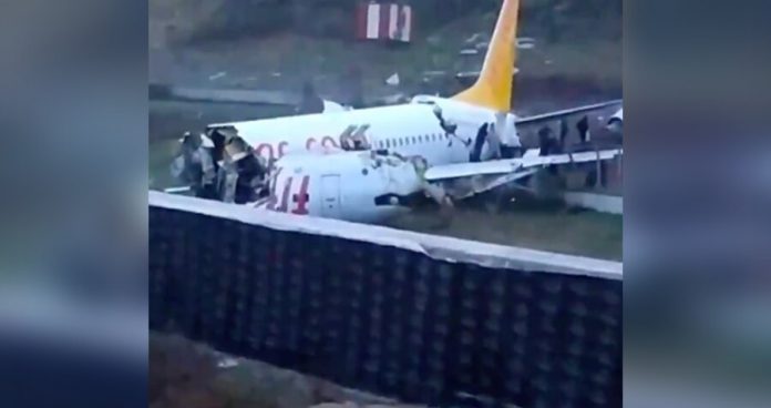 A passenger plane crashed at the airport in Istanbul