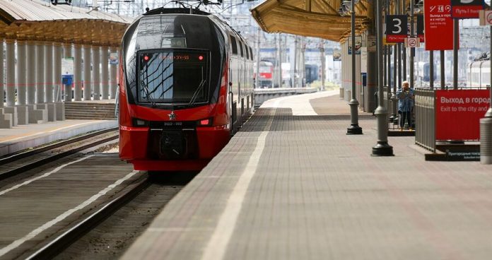 Aeroexpress trains to Vnukovo direction followed with deviations from the schedule