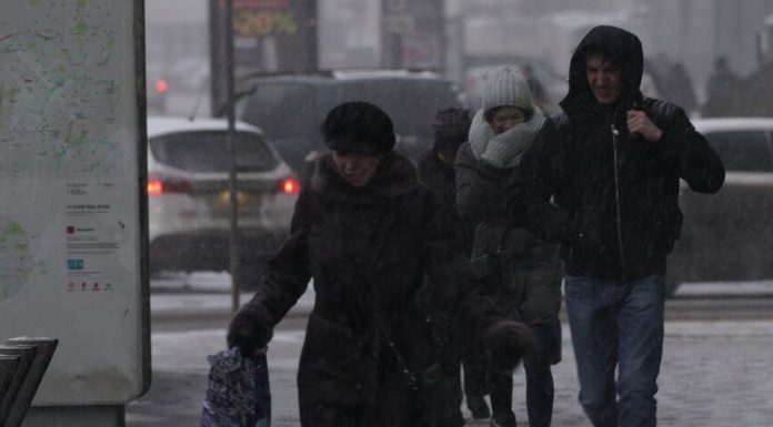 An increased level of weather danger will continue until noon on February 18