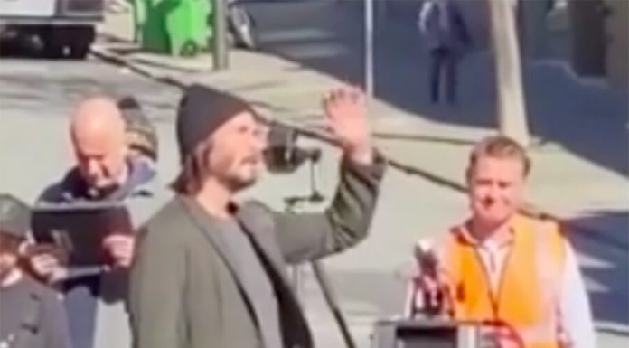 Appeared the first footage from the filming of the new "Matrix" with Keanu Reeves