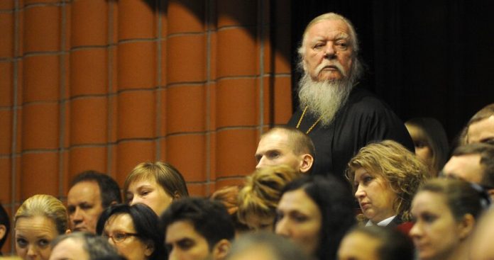 Archpriest Dmitry Smirnov explained his words about women in a civil marriage