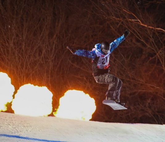 Big carnival for skiers and snowboarders on Vorobyevy Gory