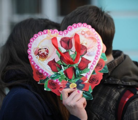 Cards from flowers, learn how to do in the “Aptekarsky ogorod” 14 Feb Cards from flowers, learn how to do in the "Aptekarsky ogorod" 14 Feb