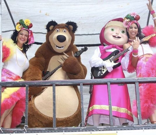 Characters of "Masha and the Bear" became the participants of the carnival in Brazil