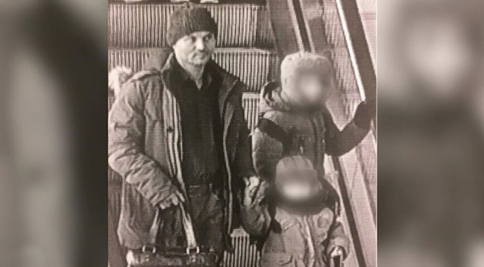 Dropping my kids off at the airport dad want to limit the parental rights