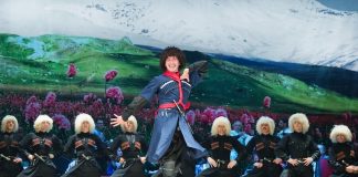 "Elbrus" and the Astrakhan song and dance ensemble will present House music big show