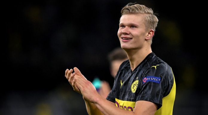 Holland's two goals helped Borussia Dortmund to beat PSG in the match of 1/8 final of the Champions League