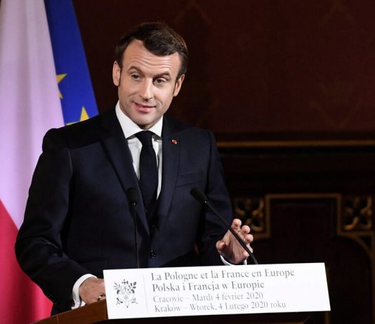 Makron has accused Russia of attempts to distort the course of world war II