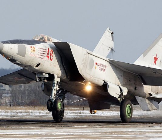 MiG-25: why it was considered "the most drunk plane"