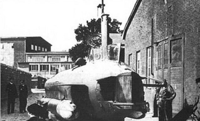 “Monkfish” what happened to the underwater tank Hitler "Monkfish" what happened to the underwater tank Hitler