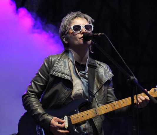 Moscow online: Svetlana Surganova will perform songs of Bulat Okudzhava Moscow online: Svetlana Surganova will perform songs of Bulat Okudzhava