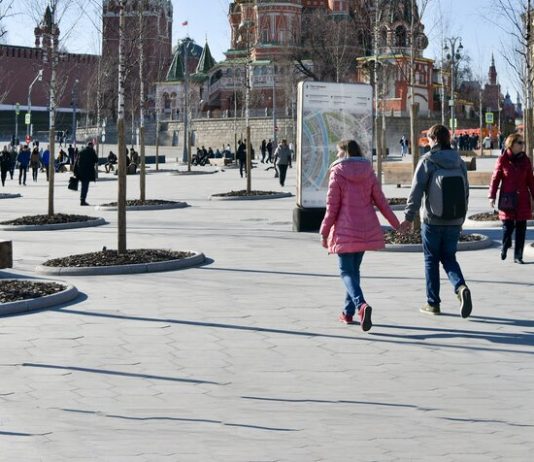 Muscovites promised spring thaw weekend Muscovites promised spring thaw weekend